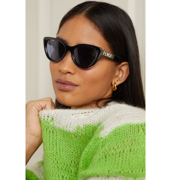 Солнцезащитные очки • Fendi • Черный