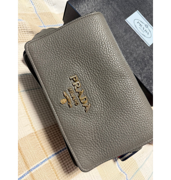 Сумка • Prada • Серый