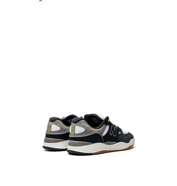 Кроссовки • New Balance • Белый