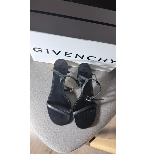 Босоножки • Givenchy • Серый