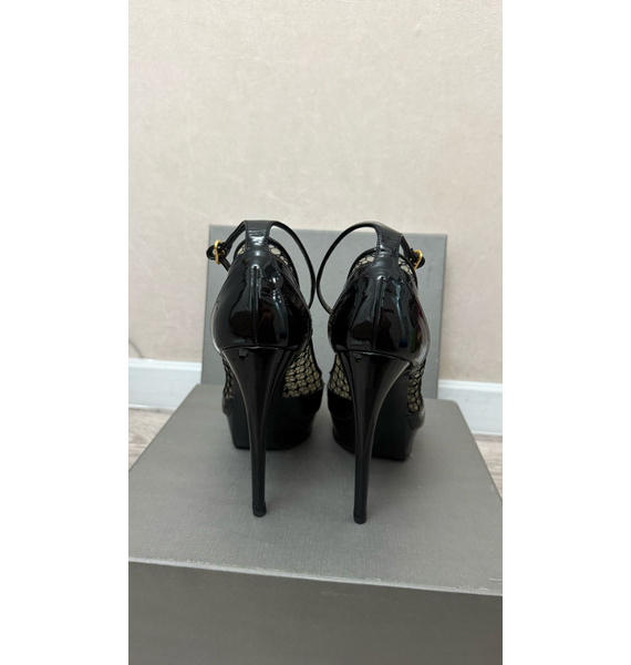 Туфли • Alexander McQueen • Черный