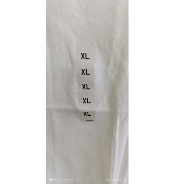 Футболка • UNIQLO • Белый