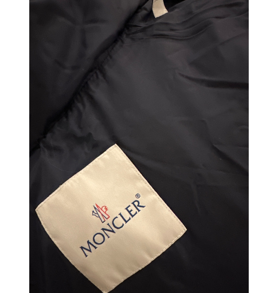 Пуховик • Moncler • Черный