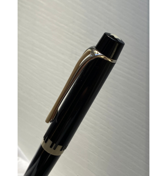 Ручка • Montblanc • Черный