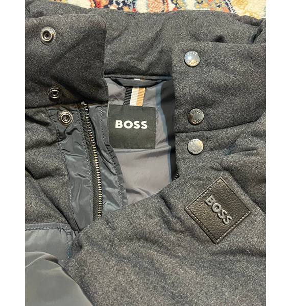 Куртка • Boss Hugo Boss • Серый