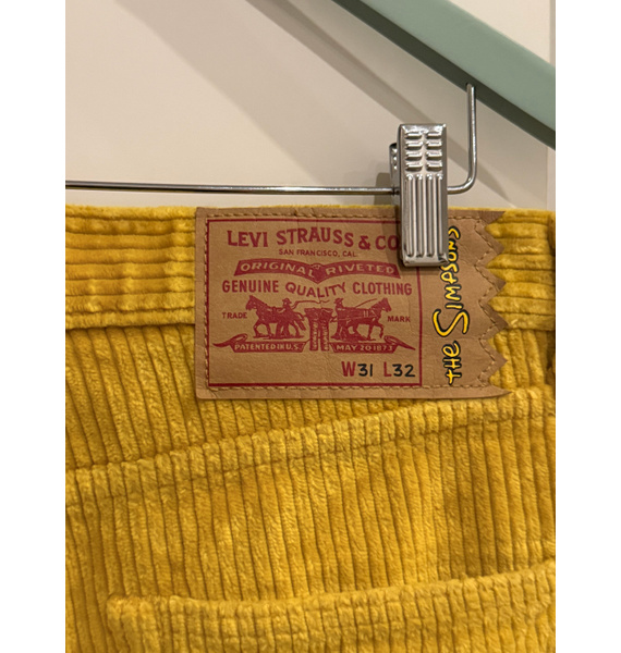 Джинсы • Levi's • Горчичный