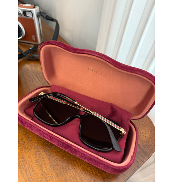 Солнцезащитные очки • Gucci Eyewear • Черный