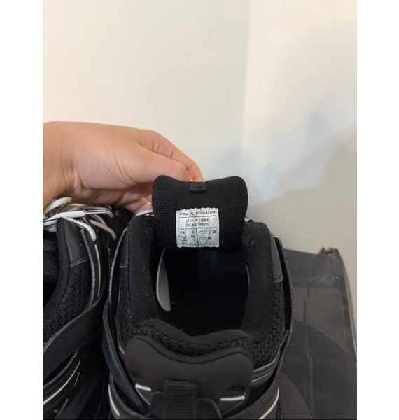 Кроссовки • Balenciaga • Черный