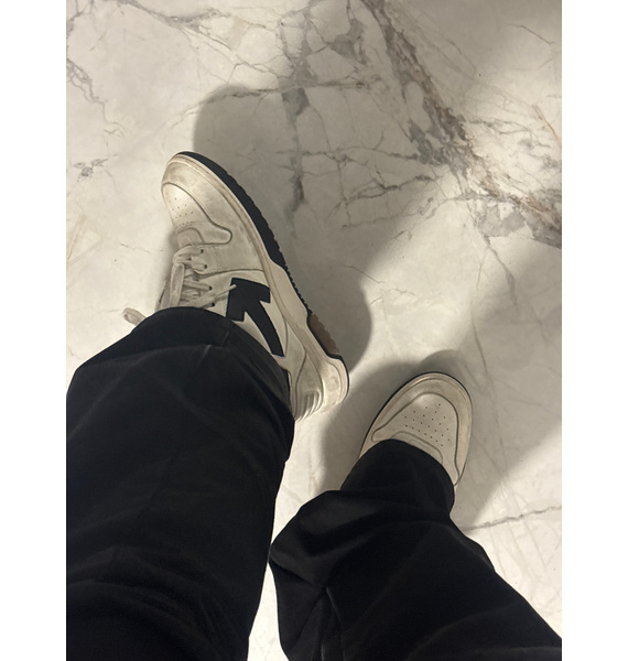 Кроссовки • Off-White • Черный