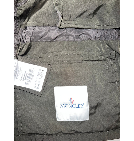 Куртка • Moncler • Зеленый