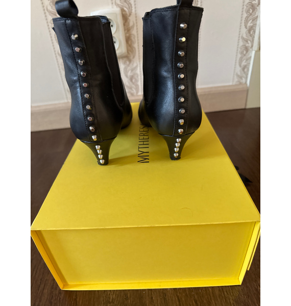 Ботильоны • Kendall + Kylie • Черный