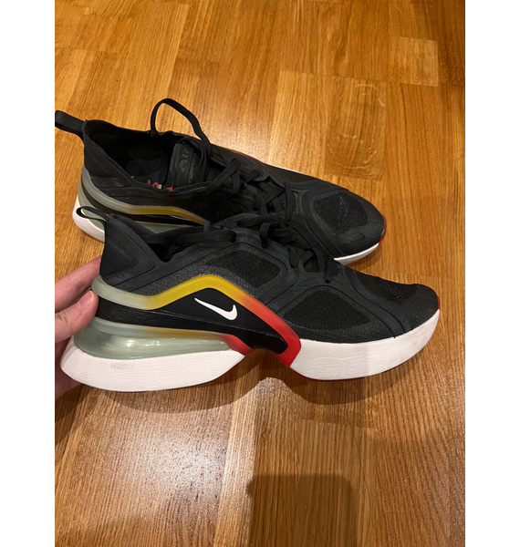 Кроссовки • Nike • Черный