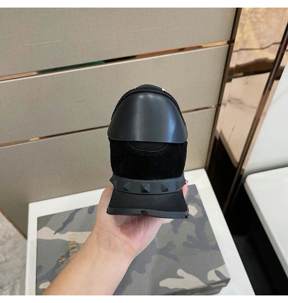 Кроссовки • Valentino Garavani • Черный