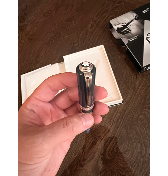 Ручка • Montblanc • Черный