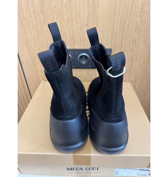 Ботинки • Moon Boot • Черный