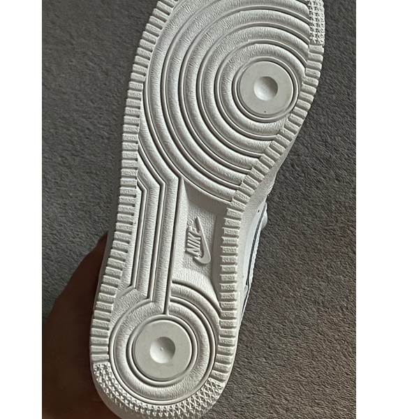 Кроссовки • Nike • Белый
