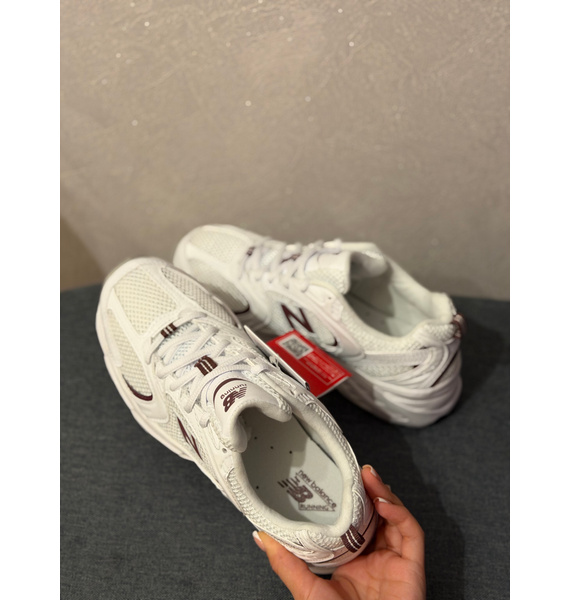 Кроссовки • New Balance • Белый