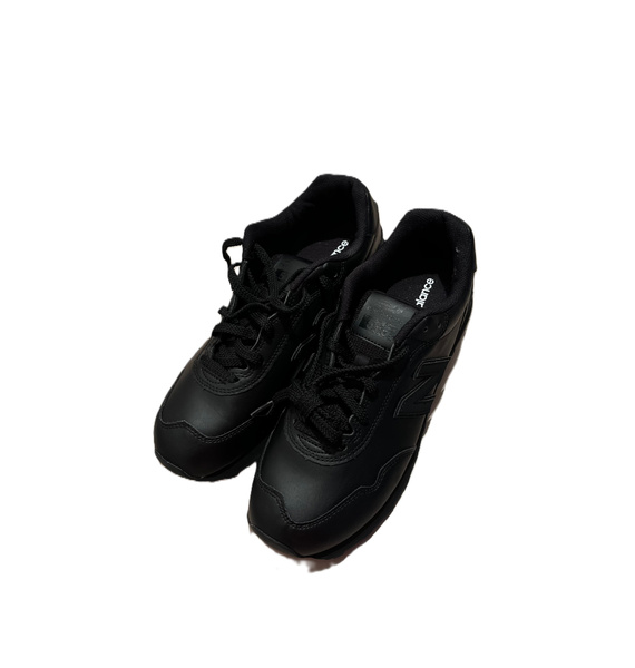 Кроссовки • New Balance • Черный