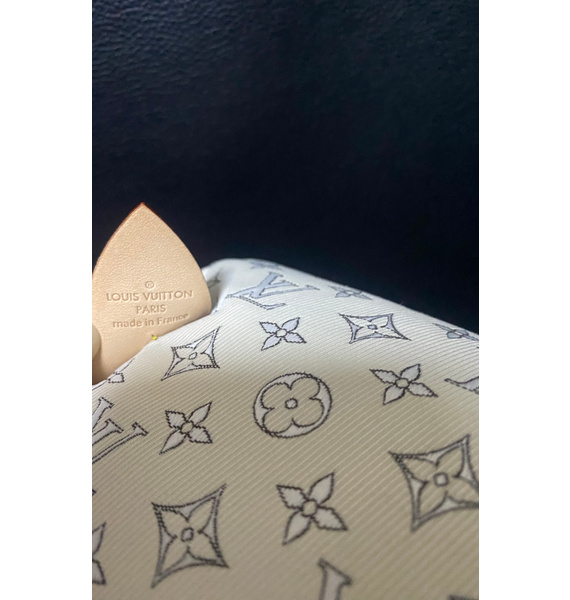 Подушка наполнитель • Louis Vuitton • Другое