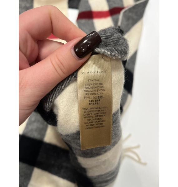 Шарф • Burberry • Белый