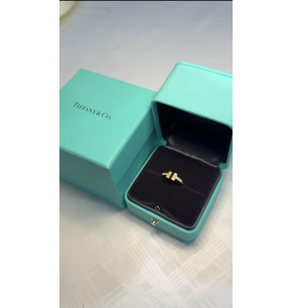Кольцо • Tiffany & Co. • Золотой