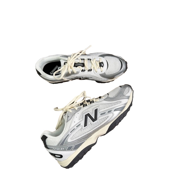 Кроссовки • New Balance • Серебряный