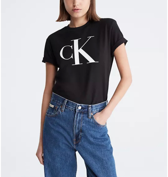 Футболка • Calvin Klein • Черный