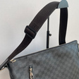 Сумка • Louis Vuitton • Серый