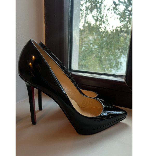 Туфли • Christian Louboutin • Черный