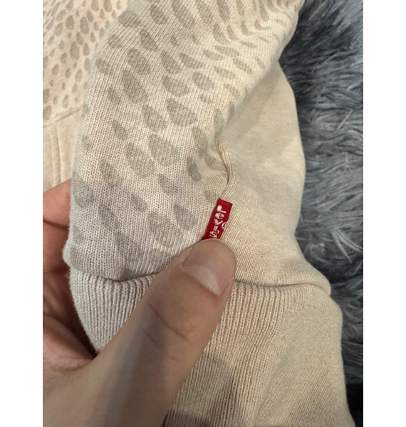 Толстовка • Levi's • Розовый