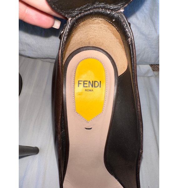 Туфли • Fendi • Коричневый