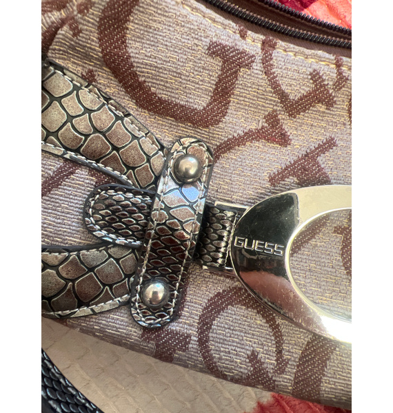 Сумка • GUESS • Молочный