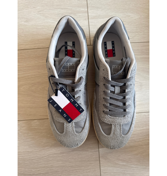 Кроссовки • Tommy Jeans • Серый
