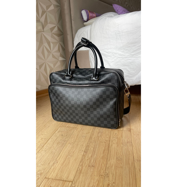Сумка • Louis Vuitton • Серый
