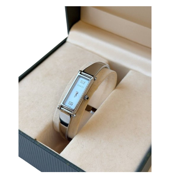 Часы • Gucci • Серебряный