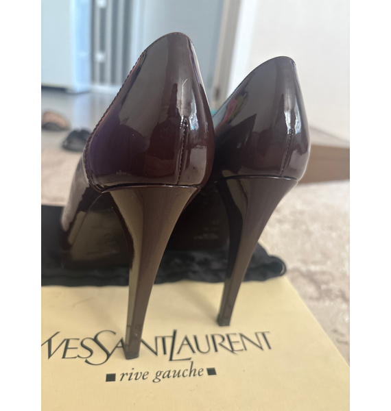 Туфли • Yves Saint Laurent • Коричневый