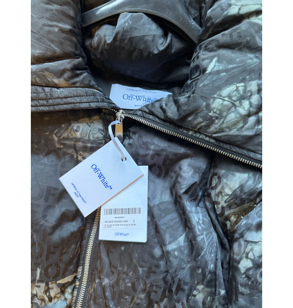 Пуховик • Off-White • Черный