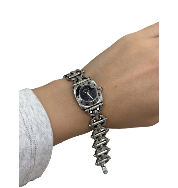 Часы • Gucci • Серебряный