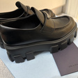 Лоферы • Prada • Черный