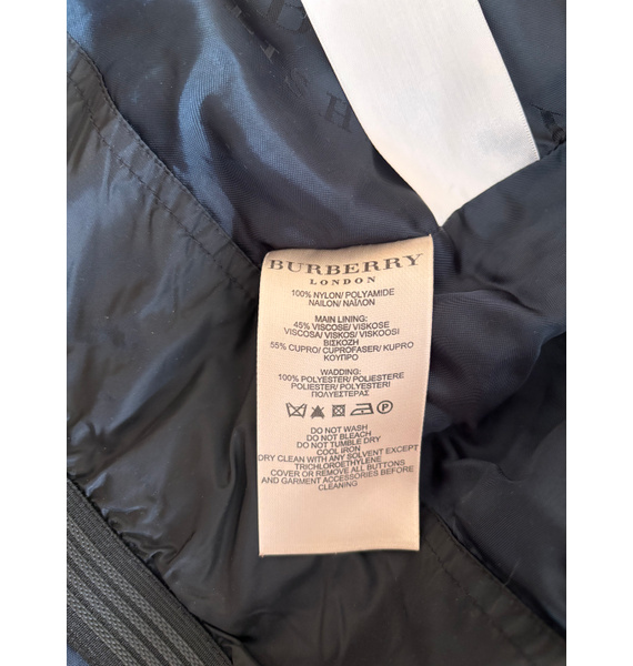 Куртка • Burberry • Черный