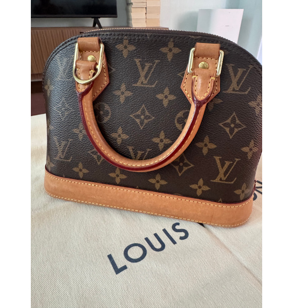 Сумка • Louis Vuitton • Коричневый