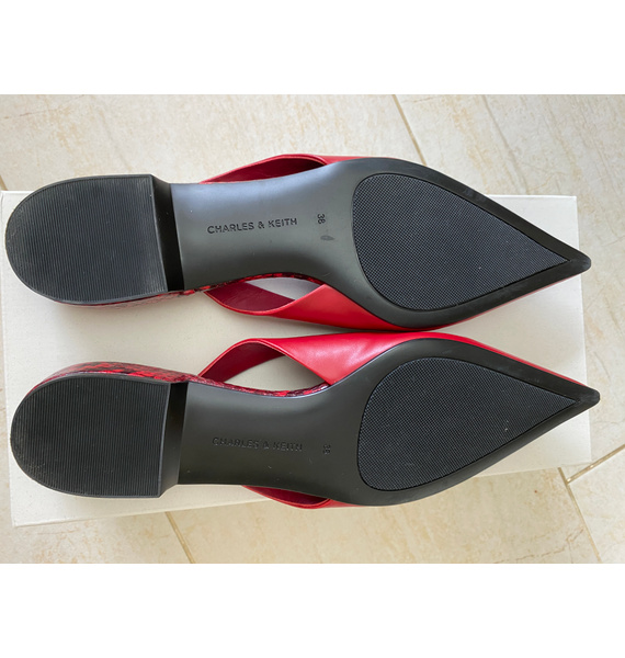Мюли • Charles & Keith • Красный