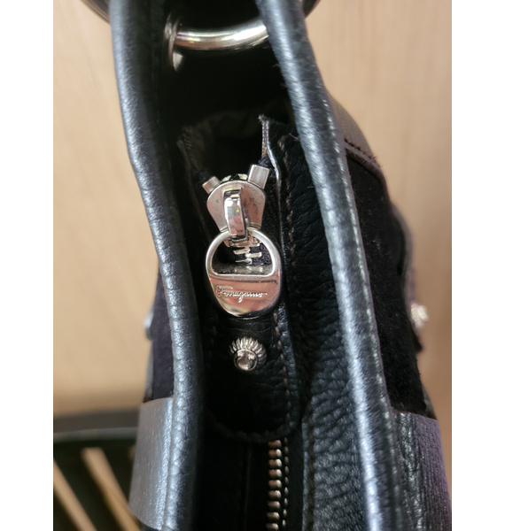 Сумка • Salvatore Ferragamo • Черный