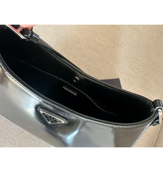Сумка • Prada • Черный