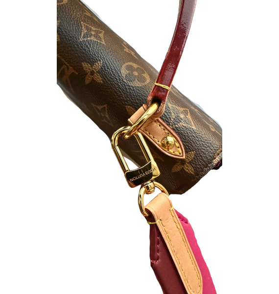 Сумка • Louis Vuitton • Коричневый