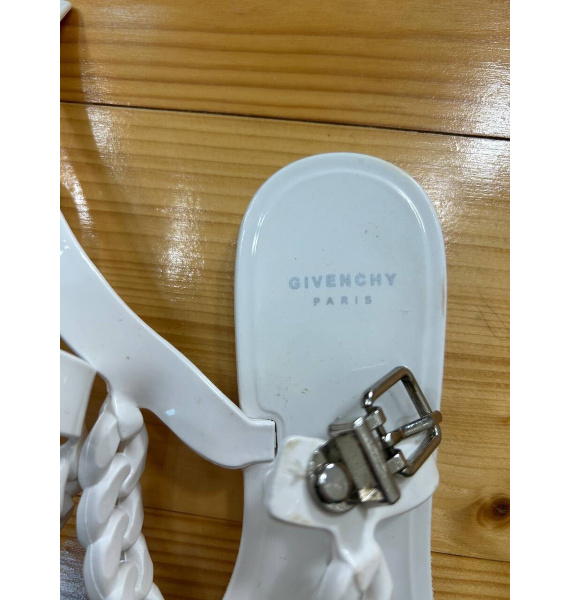 Сандалии • Givenchy • Белый