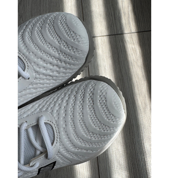Кроссовки • New Balance • Белый