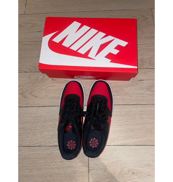 Кроссовки • Nike • Черный