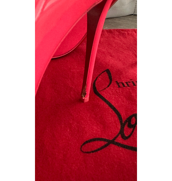 Туфли • Christian Louboutin • Розовый