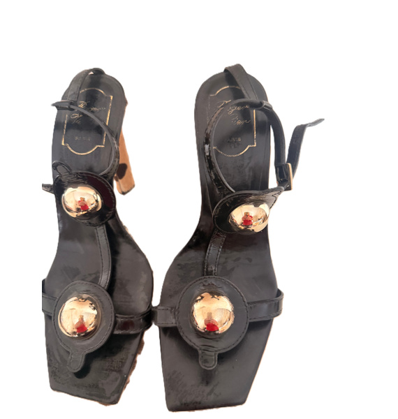 Босоножки • Roger Vivier • Черный